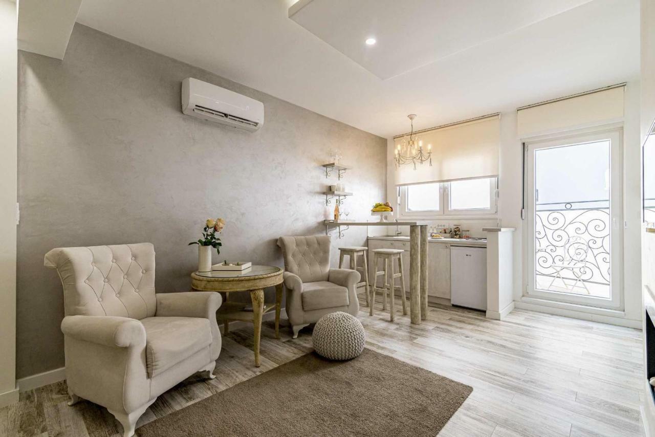 Joli Apartment Belgrad Exterior foto